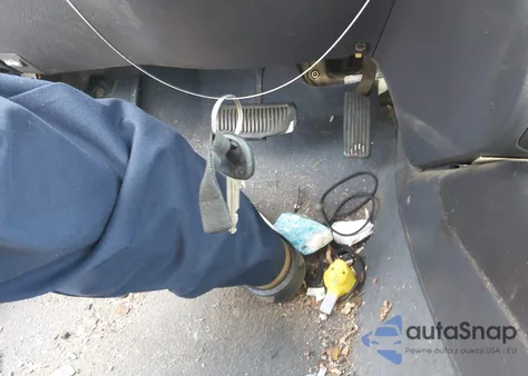 2006 Hyundai Elantra Gls/Limited z USA, uszkodzony, nr VIN KMHDN46D26U297046